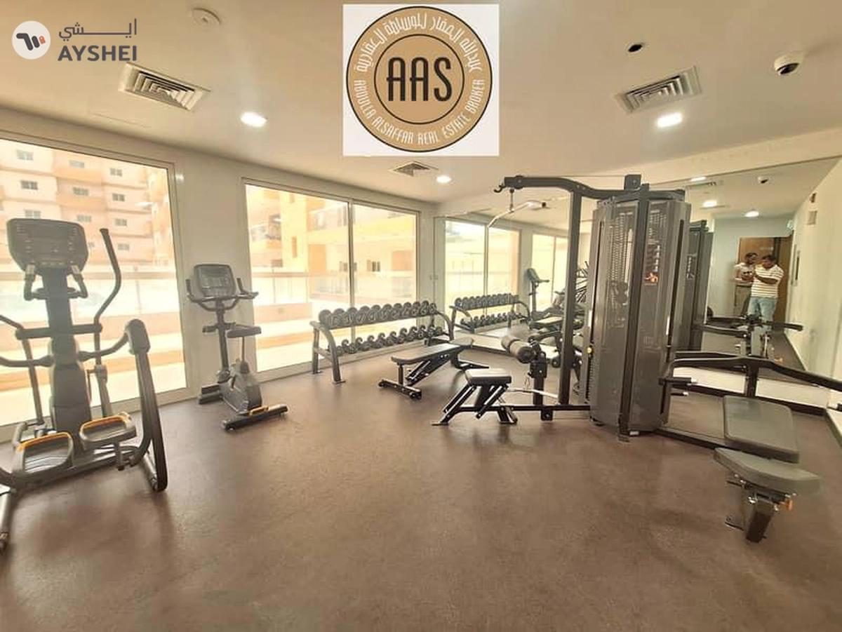 Spacious | 1bhk Apartment Available close kitchen for Rent 53k in warsan4 Dubai-9-9