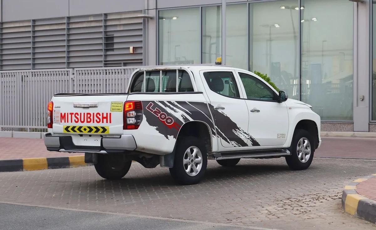 MITSUBISHI L200 2022 4 WHEEL DRIVE - GCC Specs-11-11