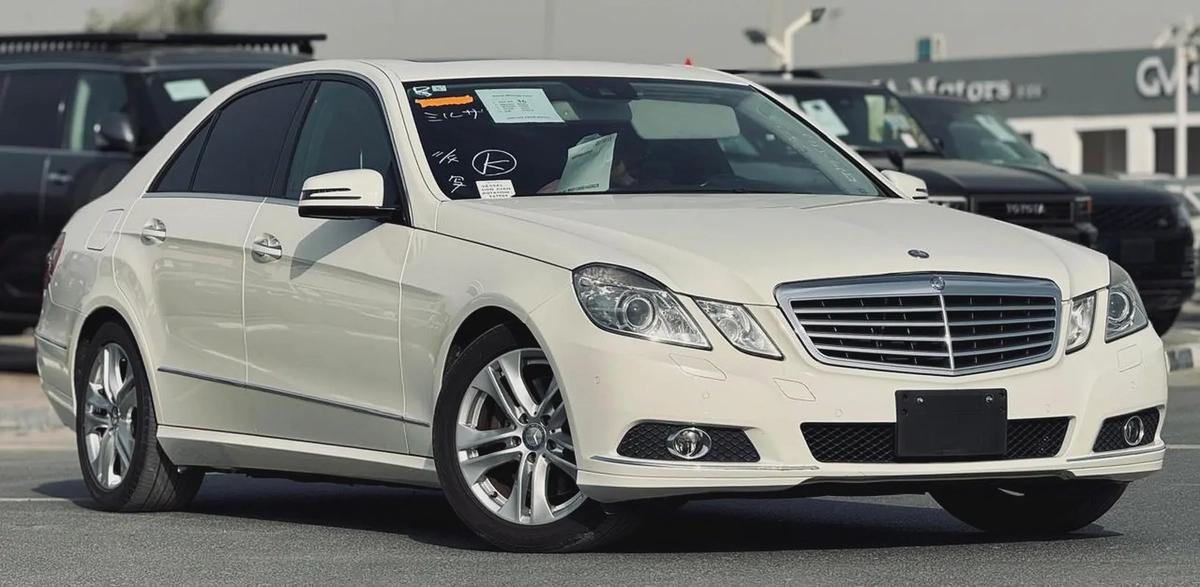 BENZ E350 | 2011 | ONLY : 99418 KM | JAPAN IMPORT | CLEAN TITLE-0-0