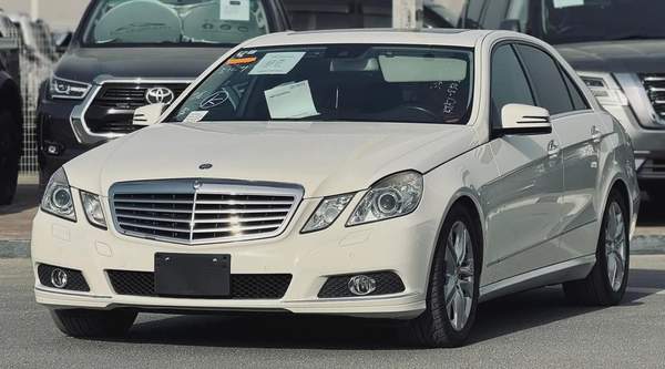 BENZ E350 | 2011 | ONLY : 99418 KM | JAPAN IMPORT | CLEAN TITLE
