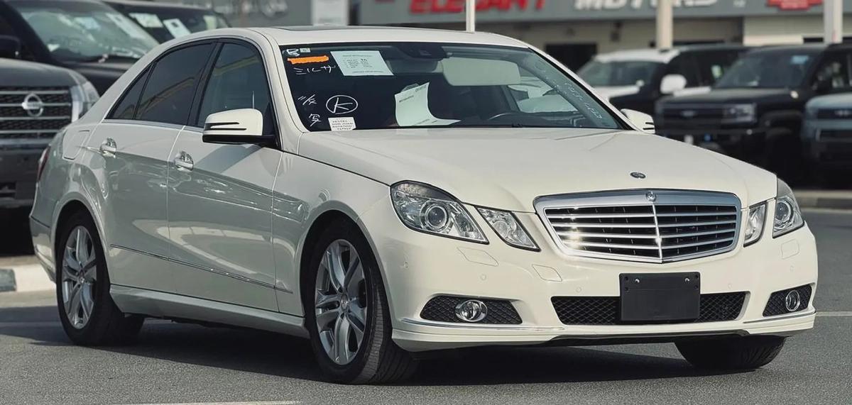 BENZ E350 | 2011 | ONLY : 99418 KM | JAPAN IMPORT | CLEAN TITLE-3-3