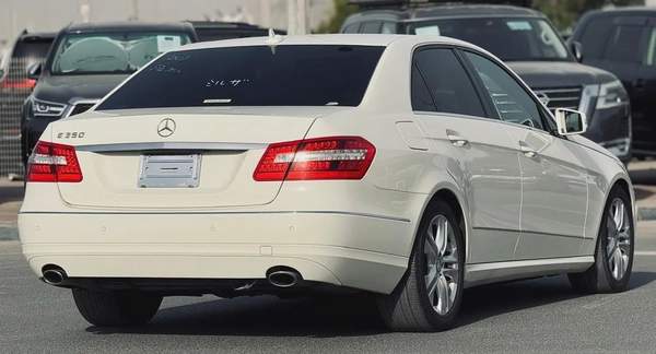 BENZ E350 | 2011 | ONLY : 99418 KM | JAPAN IMPORT | CLEAN TITLE