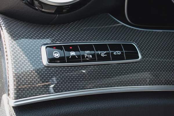 2019- BENZ E53 AMG /// - BRAND NEW CONDITION - ONLY 59,000 KM DONE