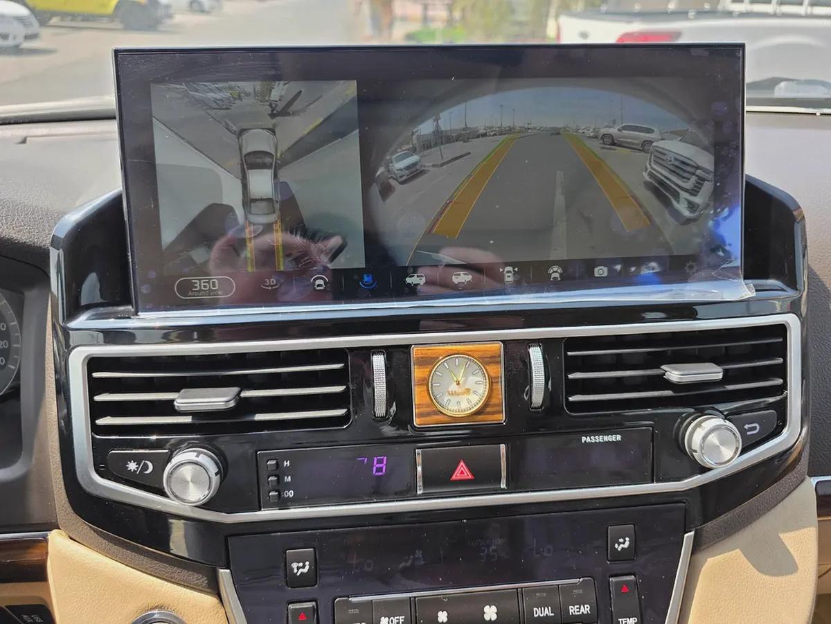 Toyota Land Cruiser GXR V8 Model 2014 Upgrade New Face-lift 2024 Full Options-12-12