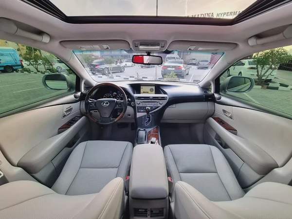 LEXUS RX350 2010 4X4 FULL OPTION IN EXCELLENT CONDITION