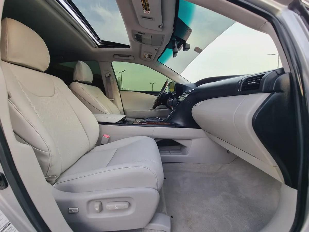 LEXUS RX350 2010 4X4 FULL OPTION IN EXCELLENT CONDITION-6-6