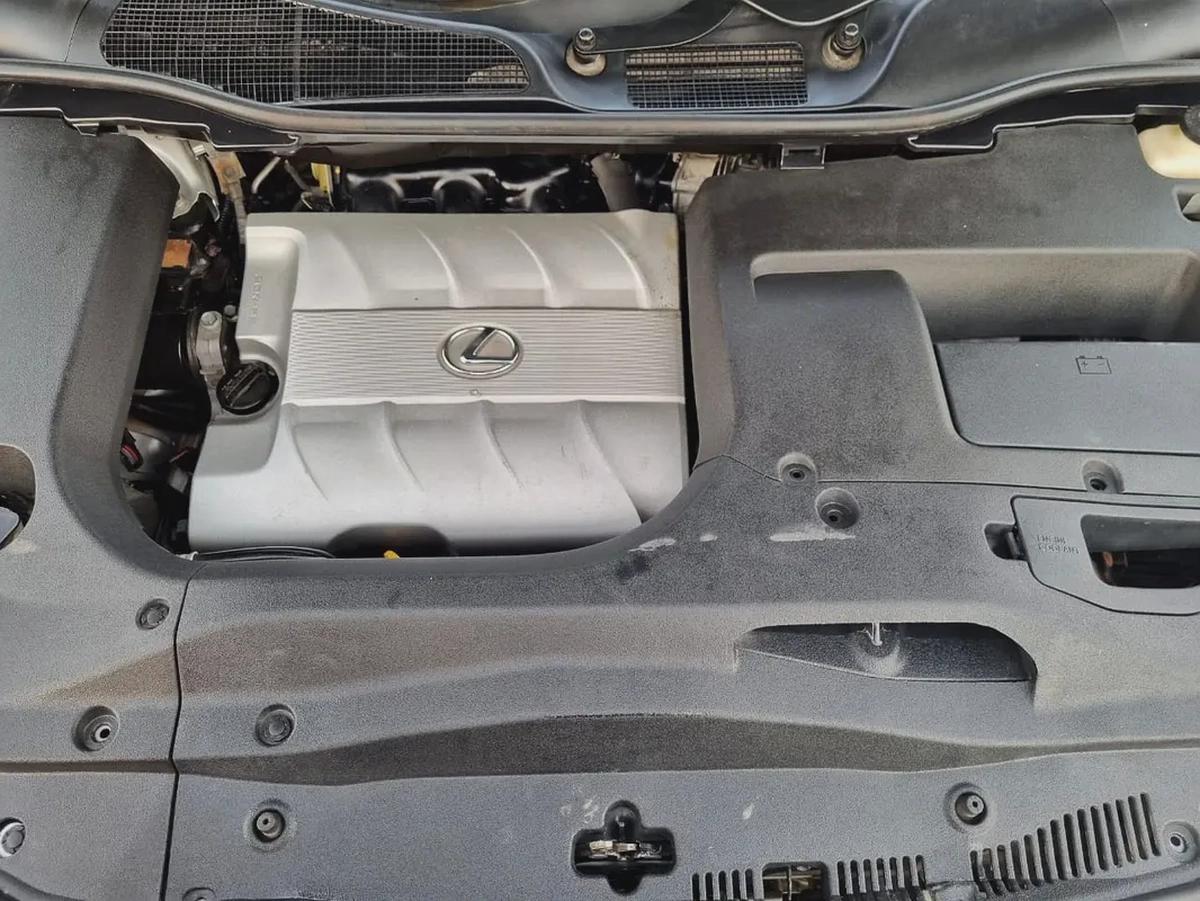 LEXUS RX350 2010 4X4 FULL OPTION IN EXCELLENT CONDITION-13-13