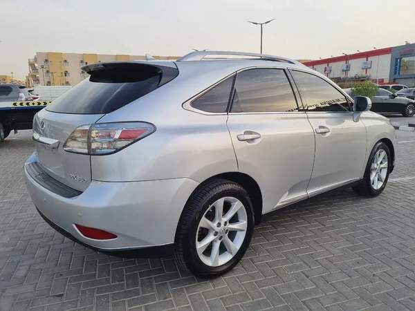 LEXUS RX350 2010 4X4 FULL OPTION IN EXCELLENT CONDITION