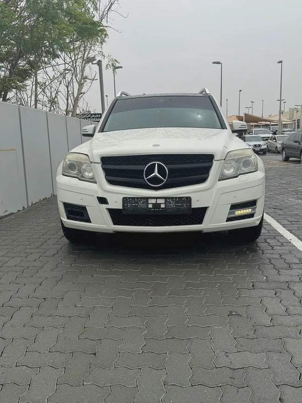 Mercedes-Benz GLK 300 4matic 2012 - GCC Specs - Well Maintained