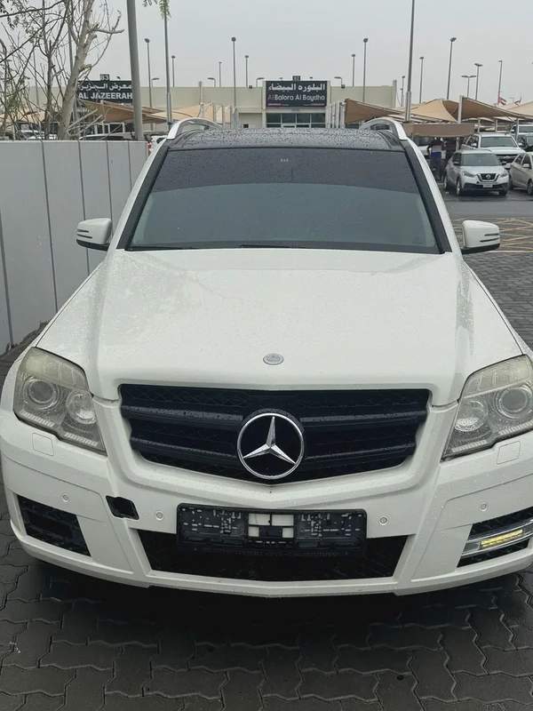 Mercedes-Benz GLK 300 4matic 2012 - GCC Specs - Well Maintained