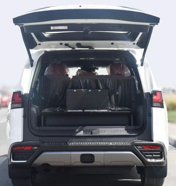 Lexus LX 700h LX700 hybrid Signature 2025 available all colour