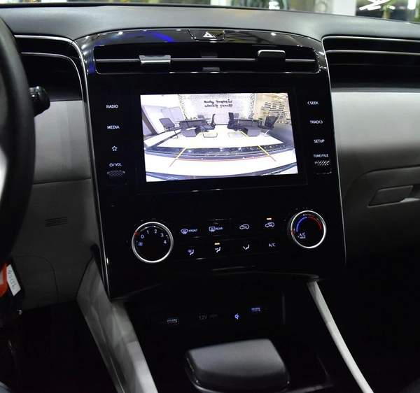Hyundai Tucson ( 2023 Model ) in White Color GCC Specs