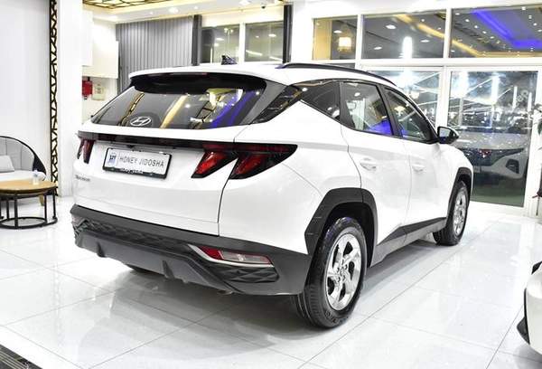 Hyundai Tucson ( 2023 Model ) in White Color GCC Specs