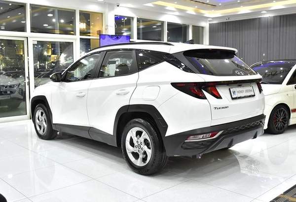 Hyundai Tucson ( 2023 Model ) in White Color GCC Specs