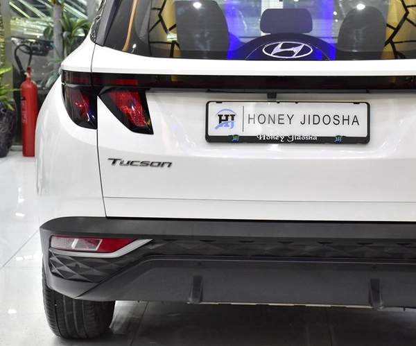 Hyundai Tucson ( 2023 Model ) in White Color GCC Specs