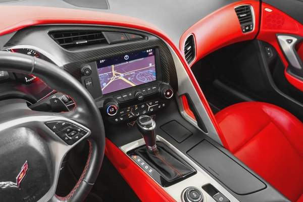 CASH ONLY: 189,000 AED | 2015 Chevrolet Corvette (C7) Stingray Convertible / Full Service History