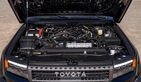 Toyota Prado Adventure Mono Tone 2.4T PRADO 250 2.4P AT ADVENTURE MY2025
