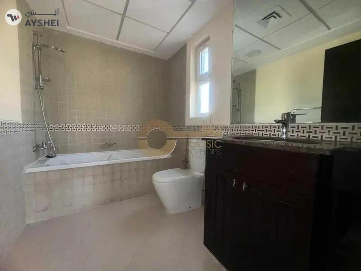 Prime Location| Gated Community| Expansive Layout-17-17