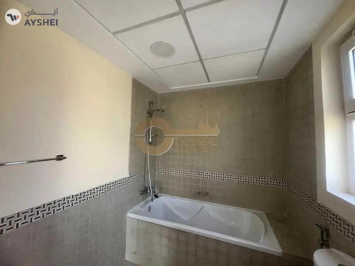 Prime Location| Gated Community| Expansive Layout-19-19