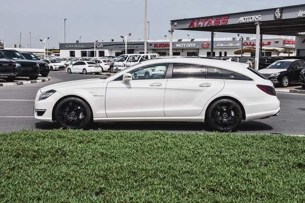 2013 - BENZ CLS63 AMG SHOOTING BRAKE - BRAND NEW CONDITION - ONLY 82,000 KM