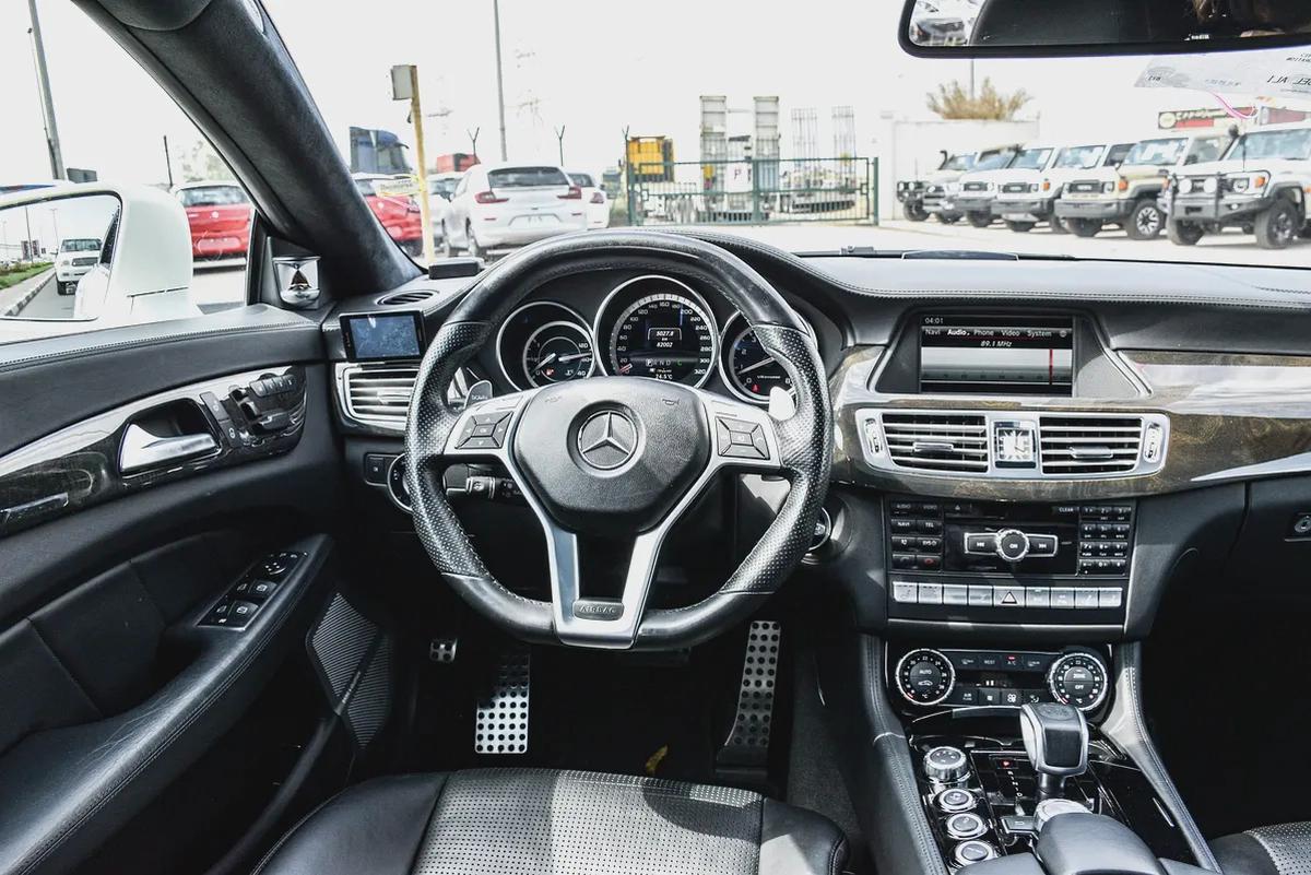 2013 - BENZ CLS63 AMG SHOOTING BRAKE - BRAND NEW CONDITION - ONLY 82,000 KM-10-10
