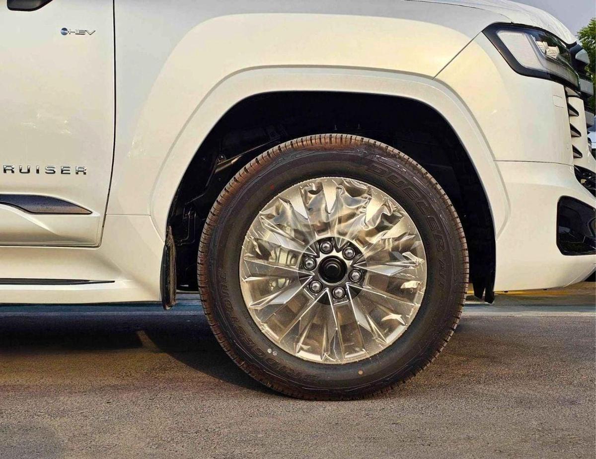 Toyota Land Cruiser VXR TWIN TURBO HYBRID || 3.5L PETROL V6 / RADAR / FULL OPTION (CODE#LC3HVXRH)-8-8