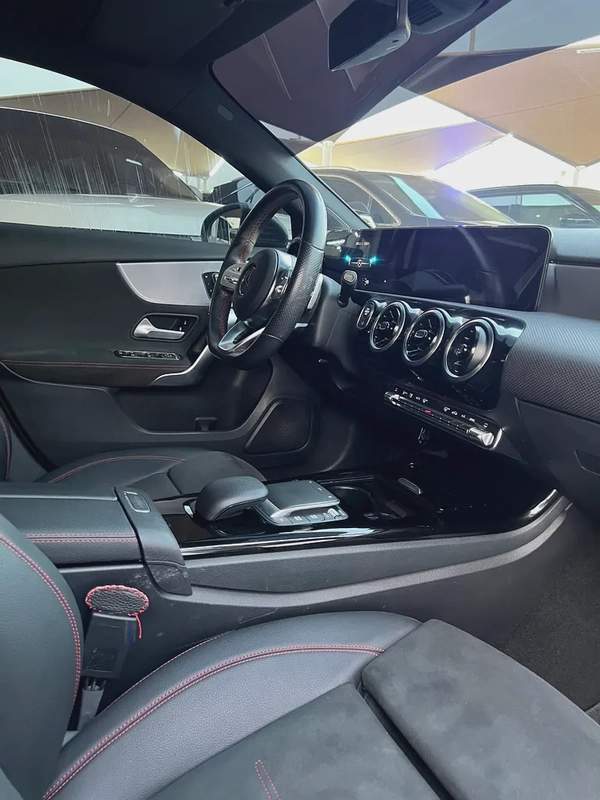 Mercedes Benz A200 2021