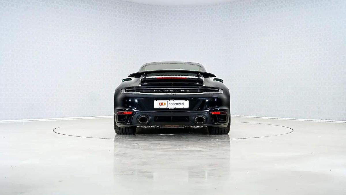 Porsche 911 Turbo-2-2