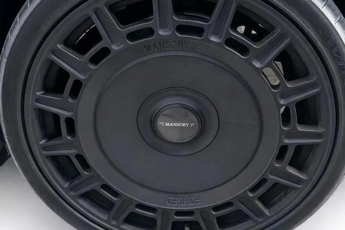 Rolls-Royce Cullinan 2020 | GCC Specs | V12 Luxury SUV | Mint Condition-7-7