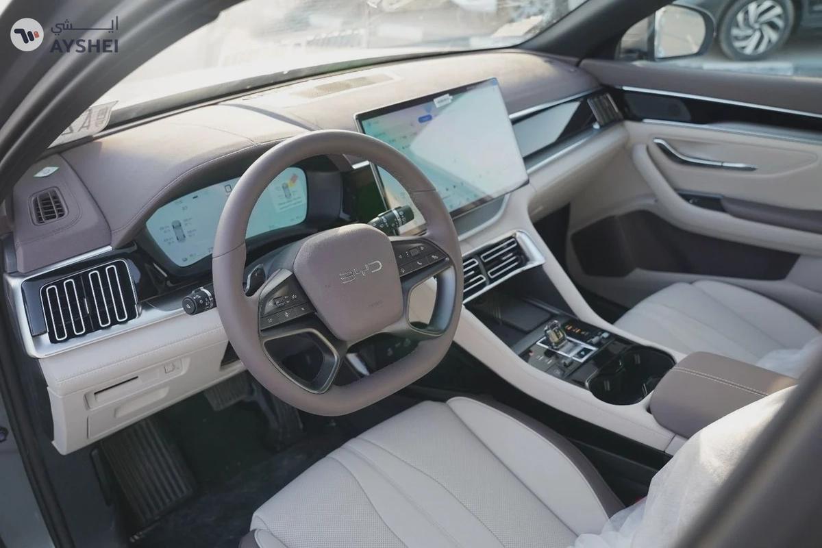 BYD Song Plus 2025 BYD Song Plus Smart Driving Edition 605km Flagship Silver 0Km-8-8