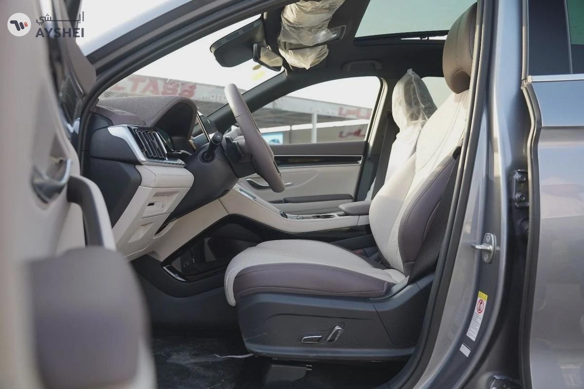 BYD Song Plus 2025 BYD Song Plus Smart Driving Edition 605km Flagship Silver 0Km-10-10