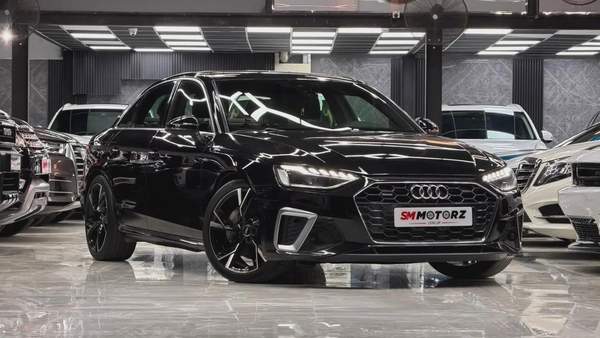 2022 AUDI A4 40TFSI SLINE MINT CONDITION WITH FINANCE AND WARRANTY AVAILABLE