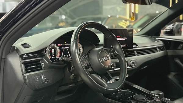 2022 AUDI A4 40TFSI SLINE MINT CONDITION WITH FINANCE AND WARRANTY AVAILABLE