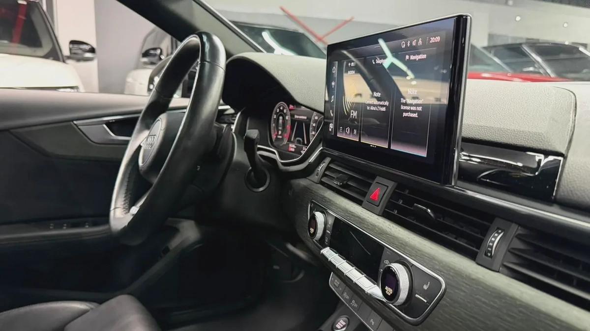2022 AUDI A4 40TFSI SLINE MINT CONDITION WITH FINANCE AND WARRANTY AVAILABLE-10-10