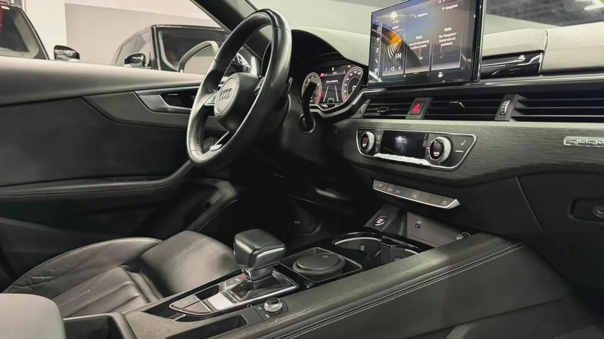 2022 AUDI A4 40TFSI SLINE MINT CONDITION WITH FINANCE AND WARRANTY AVAILABLE-11-11