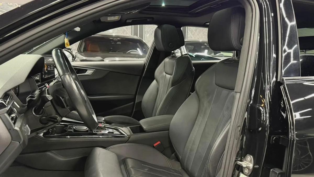 2022 AUDI A4 40TFSI SLINE MINT CONDITION WITH FINANCE AND WARRANTY AVAILABLE-12-12