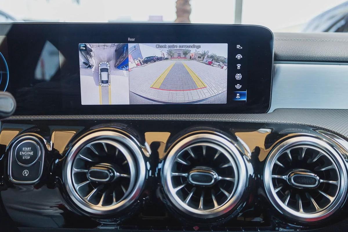 Mercedes-Benz CLA 250-13-13