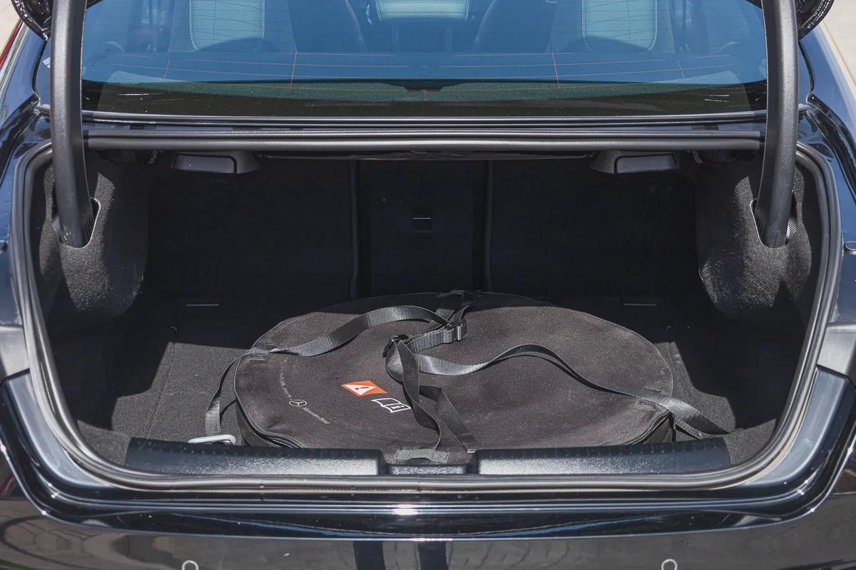 Mercedes-Benz CLA 250-6-6