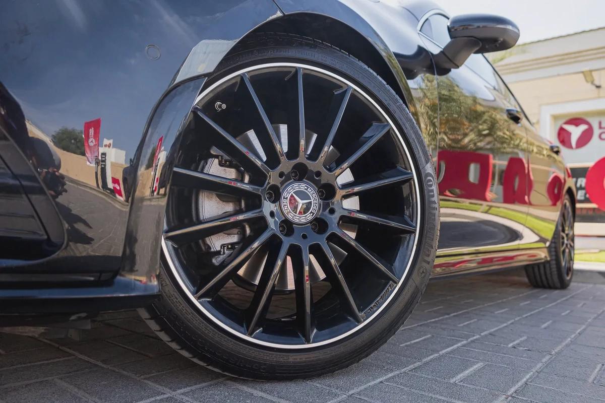 Mercedes-Benz CLA 250-14-14