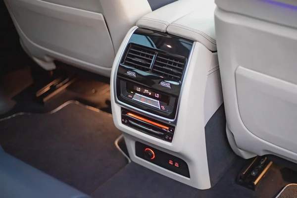 3,600 P.M | 0% Down Payment | Under Warranty | X7 40i M SPORT