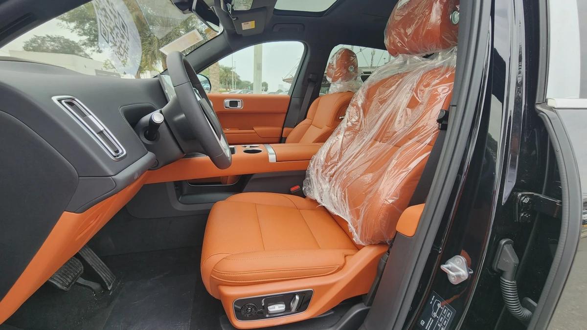 Li Auto L7 Ultra (Black Orange)-7-7