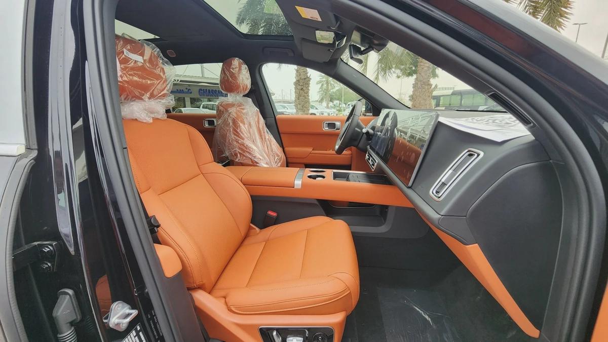 Li Auto L7 Ultra (Black Orange)-21-21