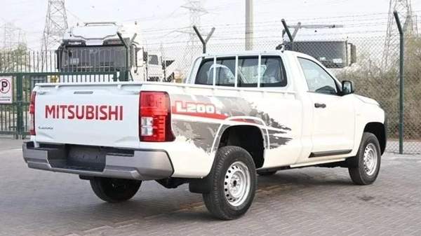 Mitsubishi L200 L200 SC MT 2.4 Diesel 2026