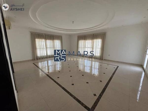 🌟 Luxurious 6-Bedroom Villa with Private Garden in Al Juraina