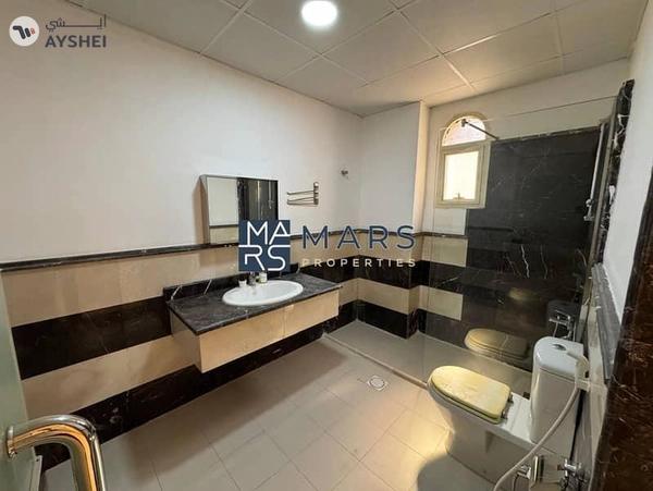 🌟 Luxurious 6-Bedroom Villa with Private Garden in Al Juraina