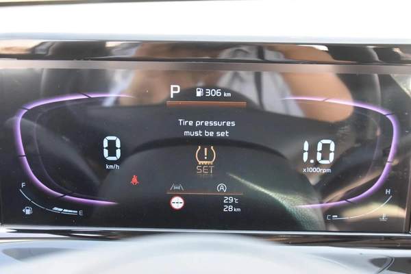 KIA SELTOS 2025 | WHITE