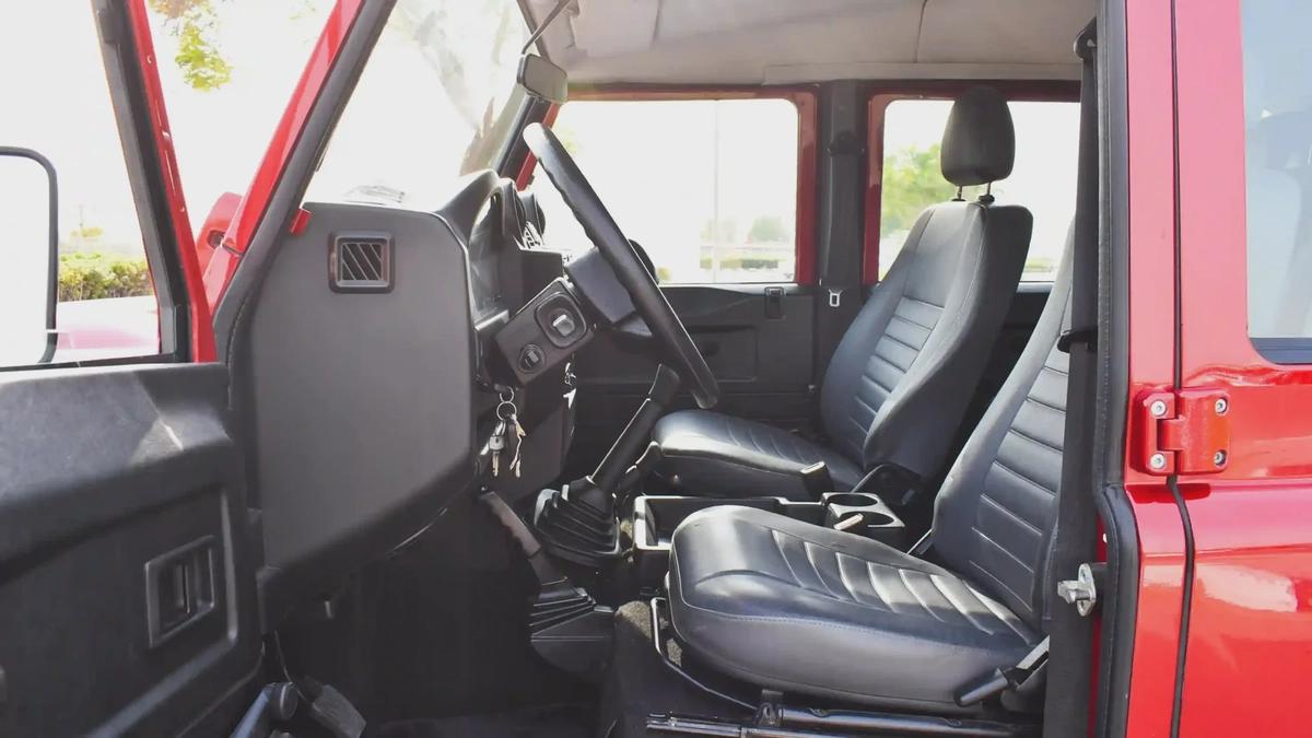 2016 Land Rover Defender 130 Soft Top (Red)-12-12