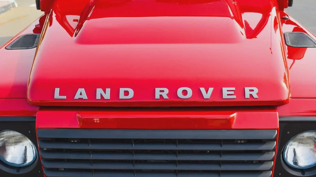 2016 Land Rover Defender 130 Soft Top (Red)-6-6