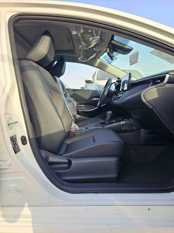 Toyota Corolla ELITE | HYBRID | 1.8L V4 PETROL | PUSH START | DVD+ CAMERA | SUNROOF (CODE # HYBRID ELITE)