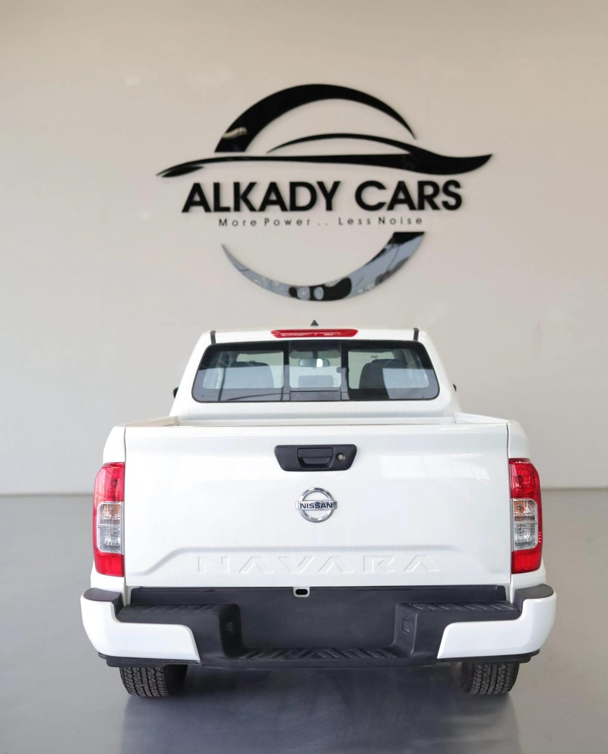 NISSAN NAVARA 2.5 PETROL SE 4X2 MT DC PLUS-20-20
